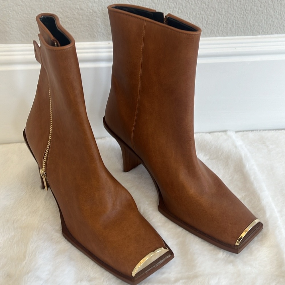 Stella McCartney Boots - BRAND NEW NEVER WORN